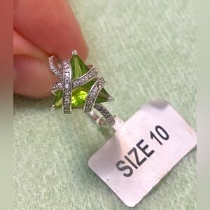 Green Stone Pavé Accent Ring - Women Jewelry. Sterling silver